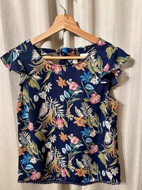twine & string Floral Ruffle Sleeve Blouse Blue & Multicolor Small